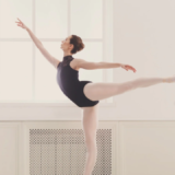 【新年長男子】飛行機バランス完成を目指して特訓　左右差と体の使い方を整理し、4月までの完成を目標に取り組んでいます