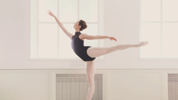 【新年長男子】飛行機バランス完成を目指して特訓　左右差と体の使い方を整理し、4月までの完成を目標に取り組んでいます